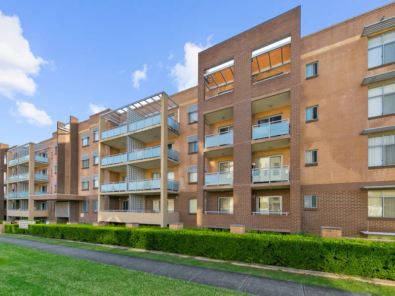 Ultra Convenient Ground Floor Apartment