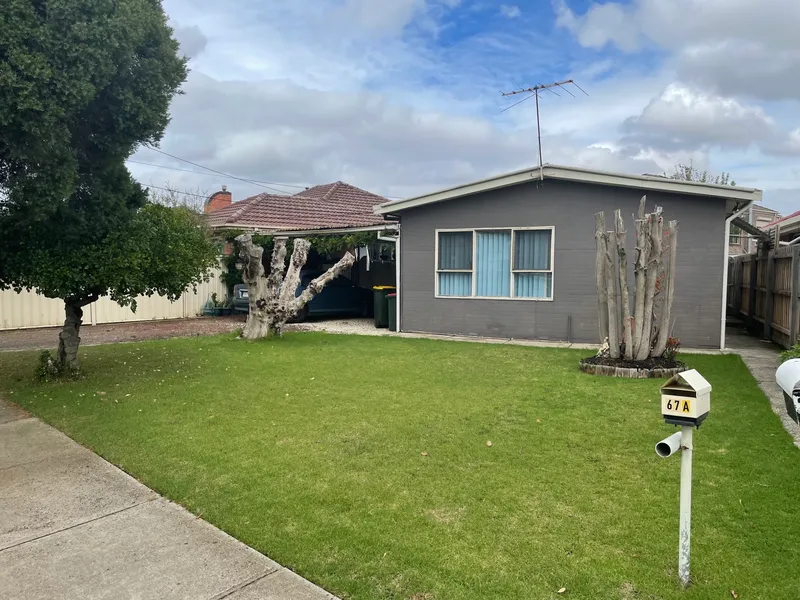 One Bedroom Unit In Great Location