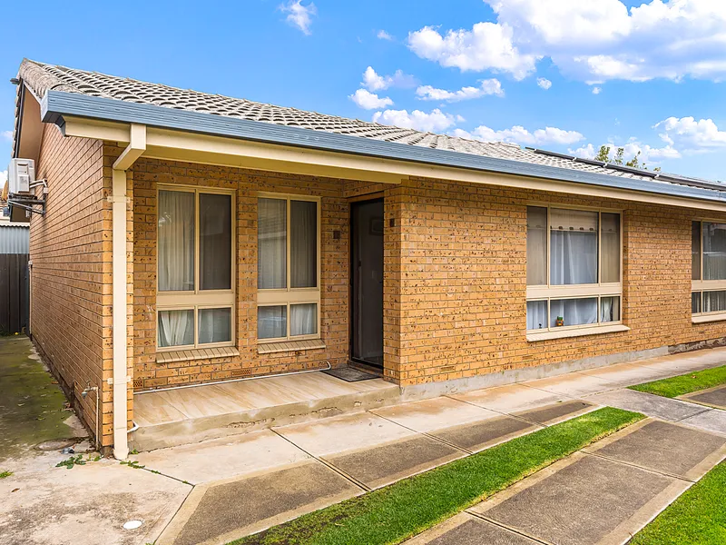 Low-maintenance living in a central location!