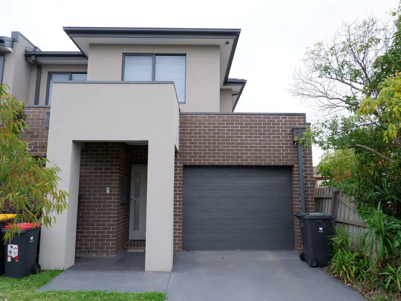 Nearly Clayton Station In Great Location!(Fully Furnished)