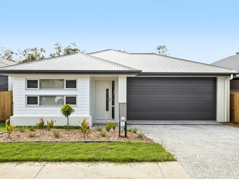 Brand New 4 Bedroom House with Large Rear Yard