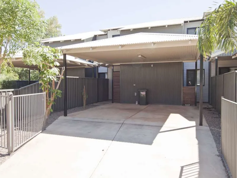 Modern 3 x 2 Townhouse - GROH LEASE