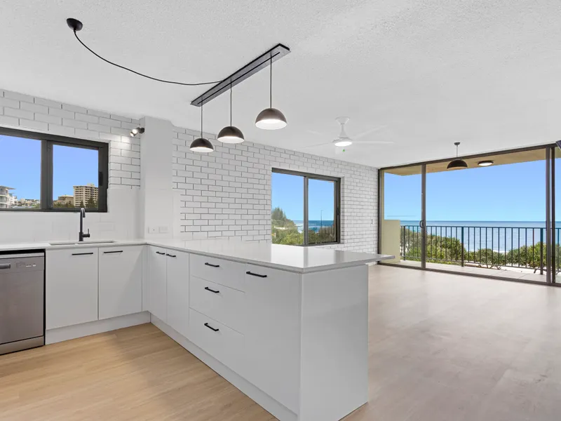 2 Bedroom 2 bathroom newly renovated open plan living Magnificent views.