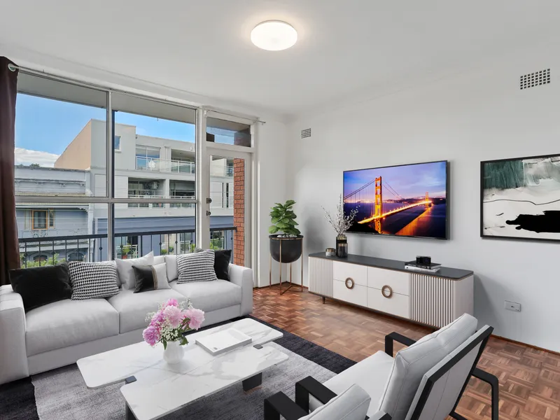 INNER CITY LIVING - 2 WEEKS RENT FREE  OPEN TUESDAY 13 APRIL, 4.45-5.00 PM 