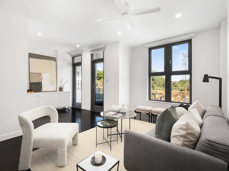 Sleek ultra-spacious apartment in the heart of Paddington