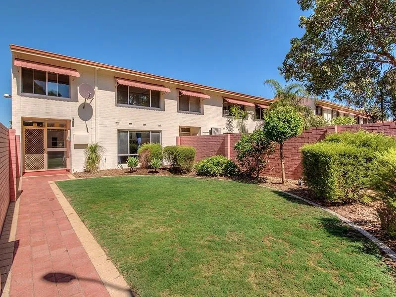 LOVELY LIFESTYLE LIVING