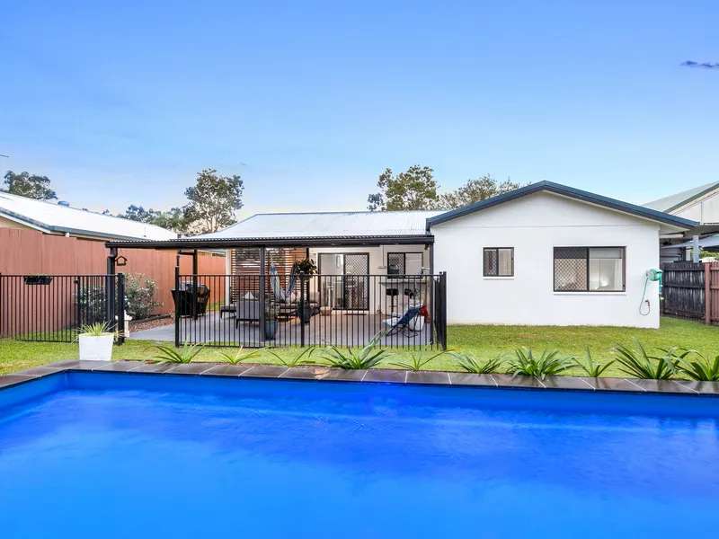 Modern Family Home With Pool