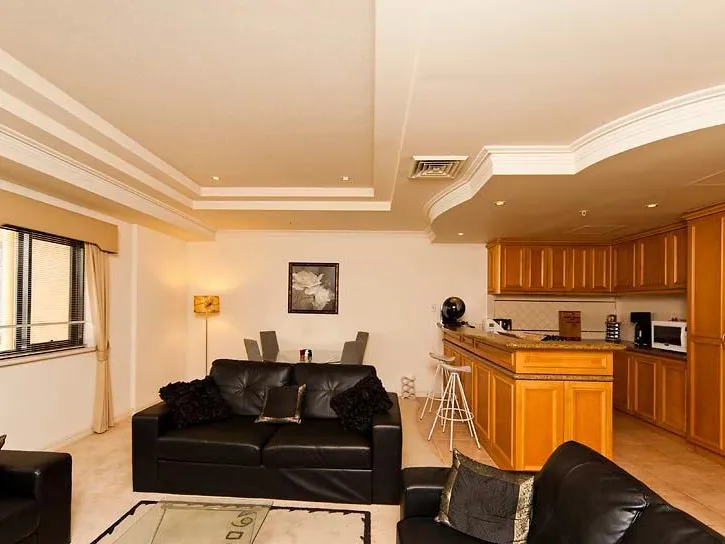 FULLY FURNISHED, SPACIOUS AND ELEGANT APARTMENT