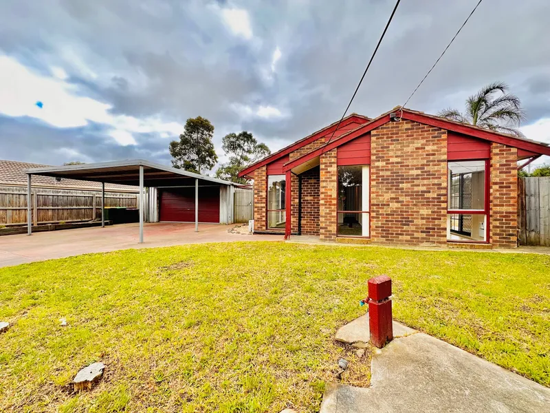 Fully fenced, 3bedroom family home with large powered garage