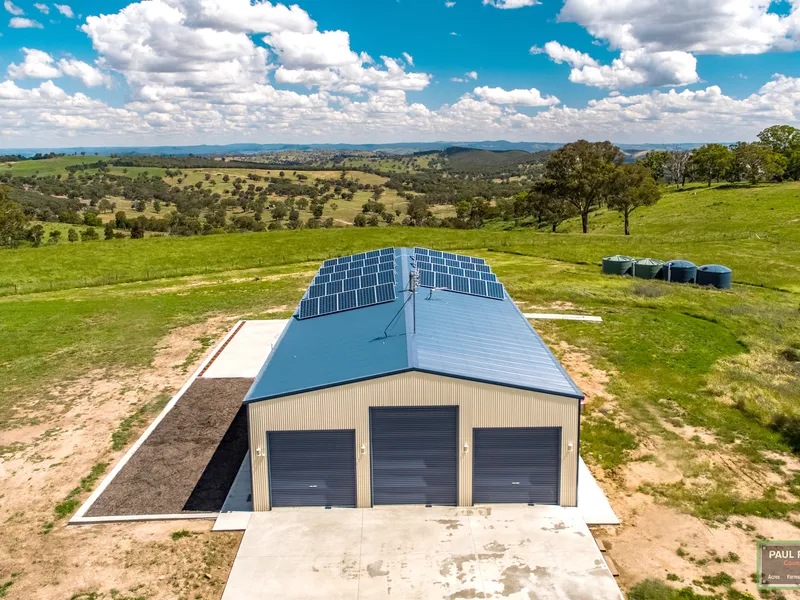350 ACRES DOMINATING POSITION ABOVE THE SURROUNDING LANDSCAPE WITH CAPTIVATING VIEWS. 7 STAR ACCOMODATION ABUNDANT SPRING WATER SUPPLY AND MORE Wow!