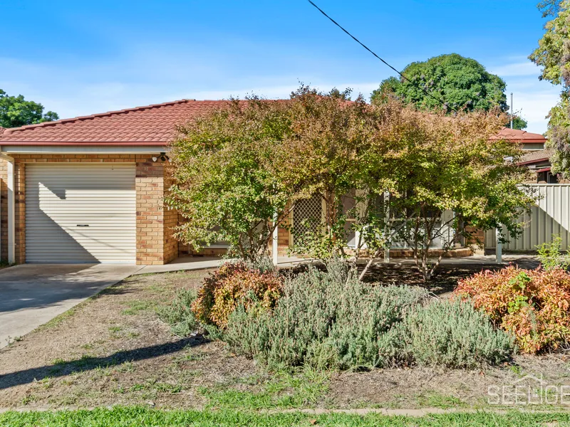 Room To Move - Two Living Spaces