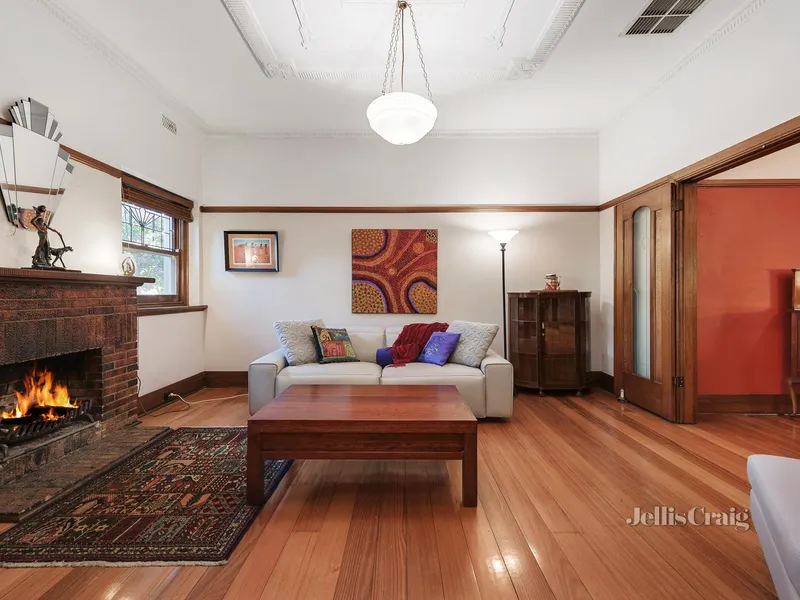 An Art Deco Diamond with A Dash of Now