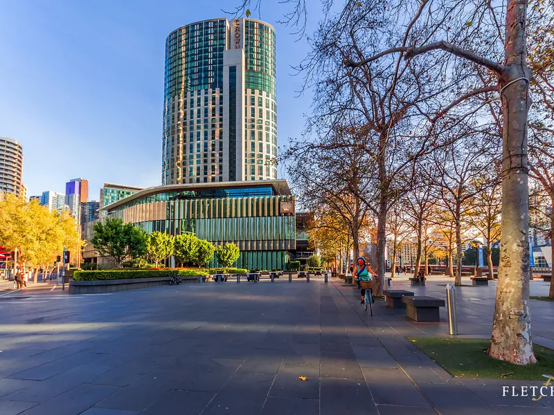 AMAZING URBAN RETREAT IN THE HEART OF SOUTHBANK