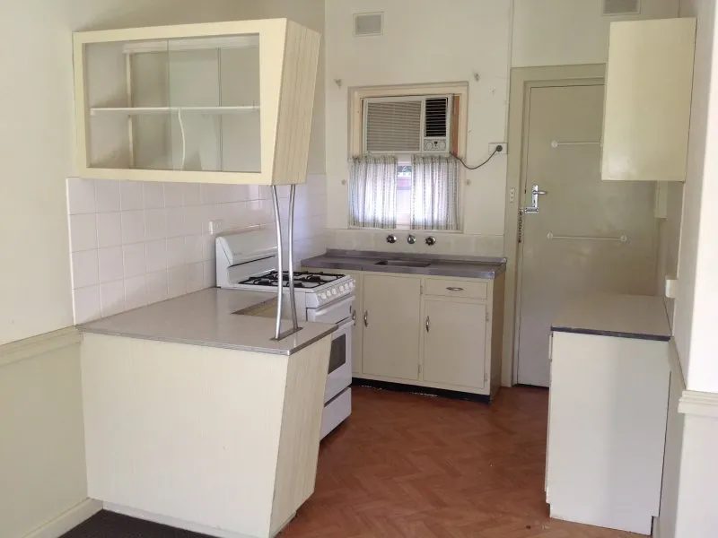 Close For Flinders University & Hospital - Small Group - Own Back Yard