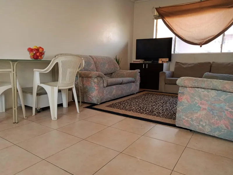 Top floor apartment in block of 4