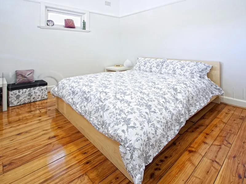 GROUND FLOOR APARTMENT IN BOUTIQUE BLOCK