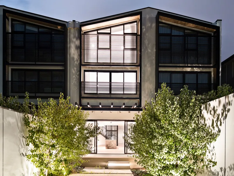 Elwood at its finest. Architecturally designed luxury meets the ultimate in lifestyle.
