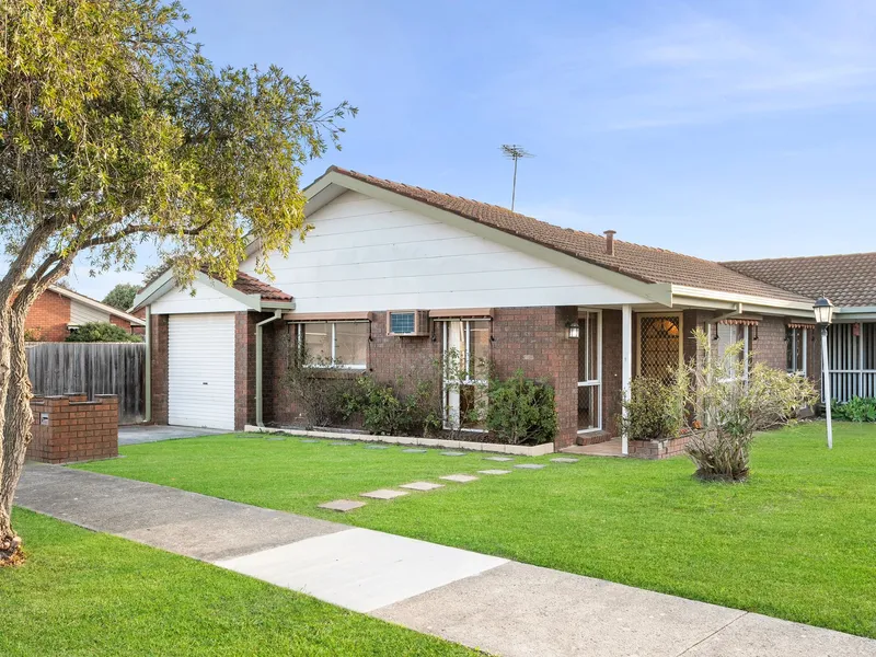 Two Bedroom Unit - Perfectly Positioned