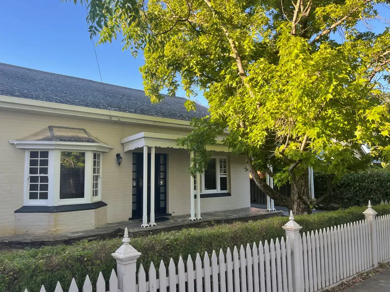 Fresh & bright home with large rumpus