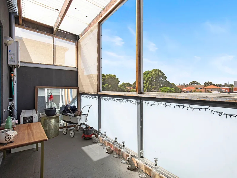 Secluded Single in the Centre of It All