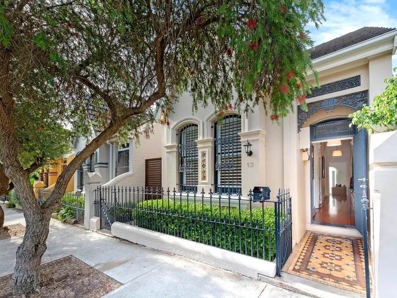 A revived Victorian cottage with an elegant Parisian feel    