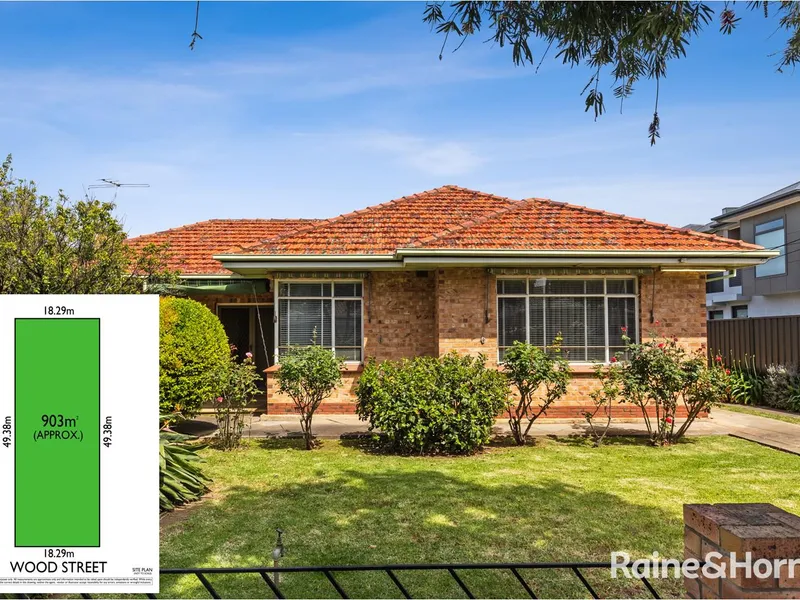 One Owner 1950's Solid Brick Beauty On A Massive 900m2+ Allotment!!