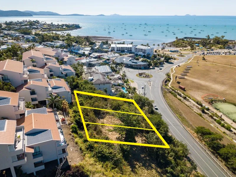 Airlie Beach Resort Development Site or Exclusive Home Site - (3) Titles