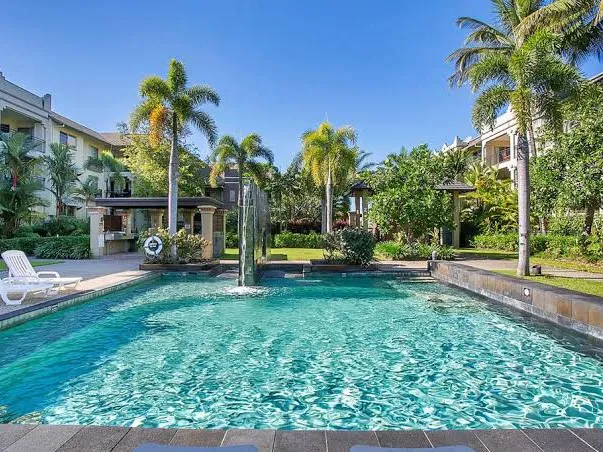 RESORT LIVING IN DESIRABLE CAIRNS ONE 