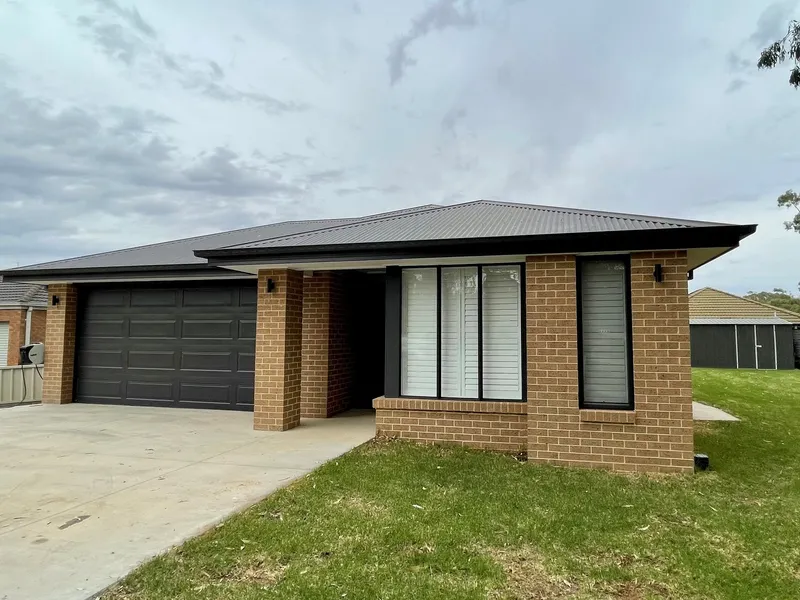 High Quality Home in River Location