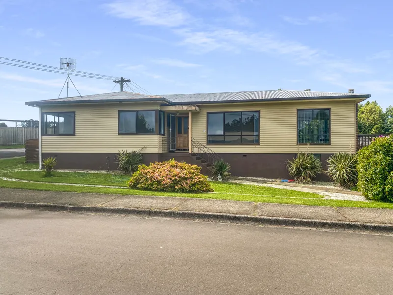 Family Home in Quiet Ridgley