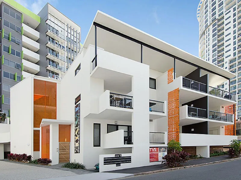 Furnished Top Floor Apartment