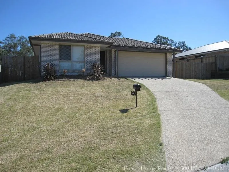 FOUR BEDROOM HOME IN A QUIET STREET!