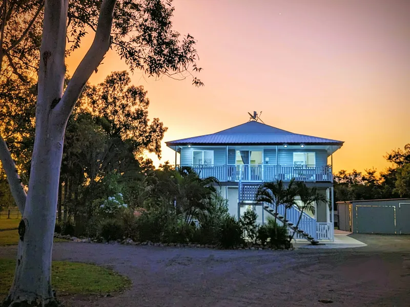Nearly 5 Acres w/Granny Flat, Legal Height House and Dressage Arena!