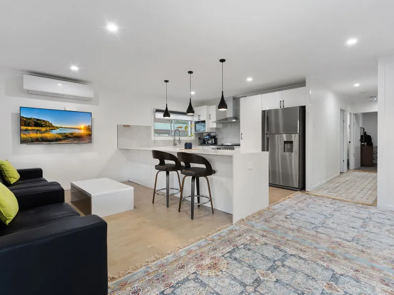 Chic family home close to parks and shops