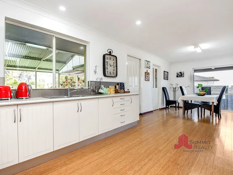 STUNNING RESIDENCE IN DRESS CIRCLE OF BUNBURY