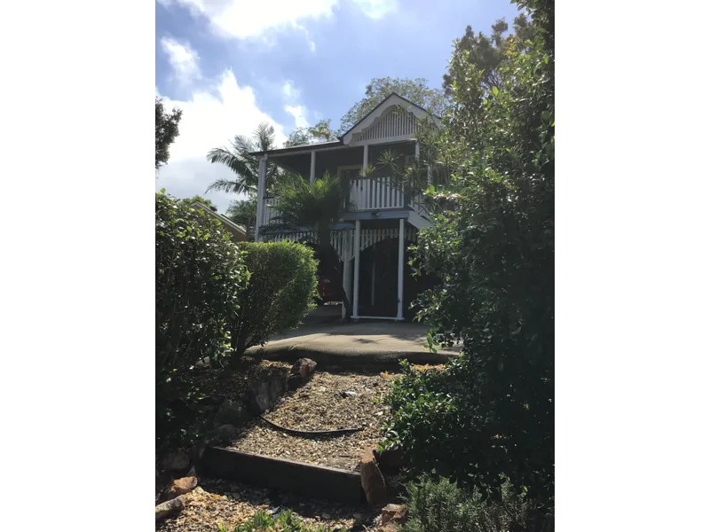 ELEVATED QUEENSLANDER...