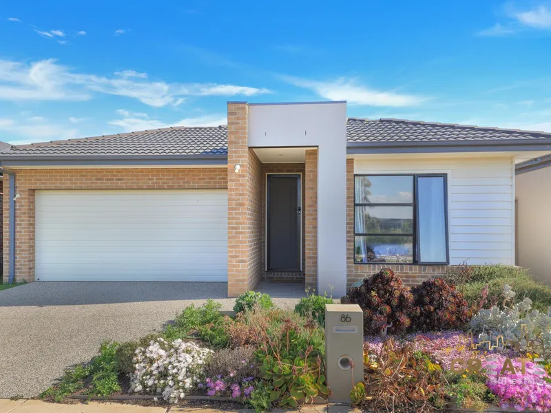 DISCOVER PERFECT 4 BEDROOM WITH STUDY HOME