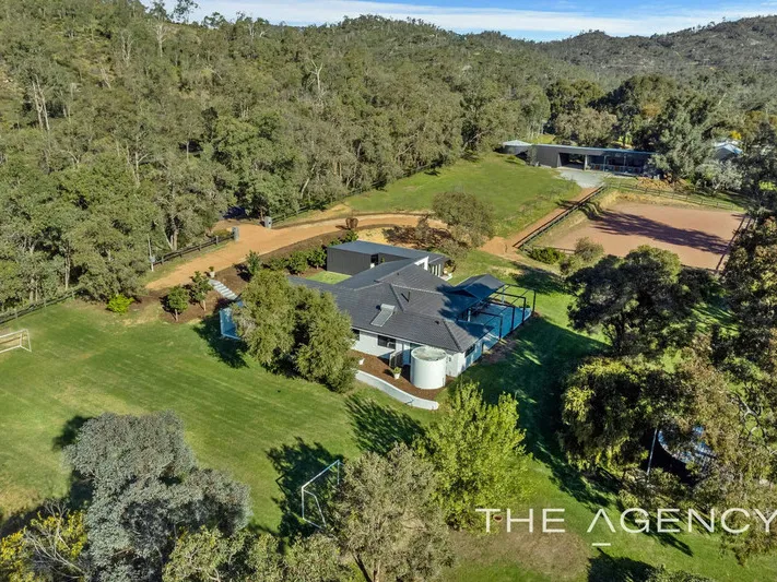 Horse Lovers & Lifestyler's Heaven