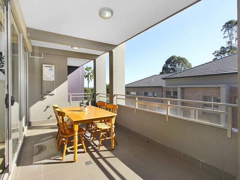 NORTH FACING MODERN APARTMENT, CENTRAL LOCALE