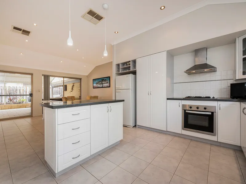 CAPTURE THE LIFESTYLE, LOVE THE SPACE, LIVE THE LOCATION!