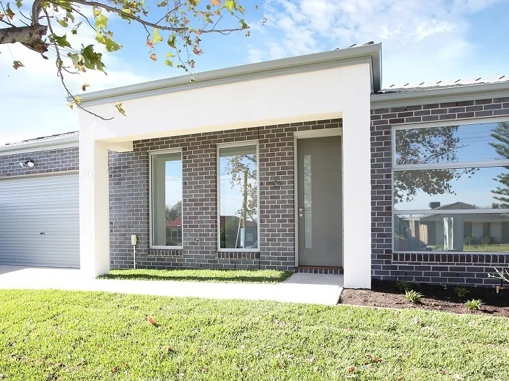 Modern 3 bedroom unit