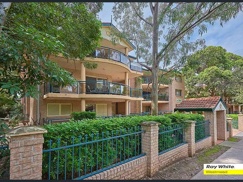 2 Bedroom Apartment with Gas Appliances!!!