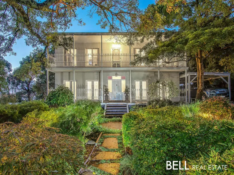 Lavish Living with Vintage Flair, Pool, Views to the Bay