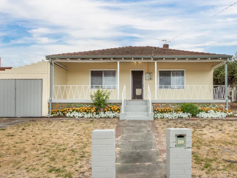 3x1 - Large Block - Views