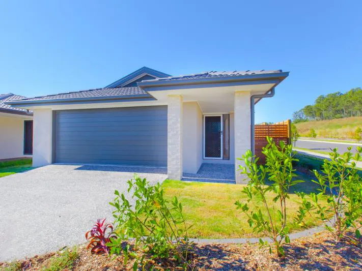 MODERN 3 BEDROOM HOME!!!