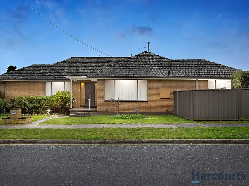 4 Bedrooms in Wonderful Wendouree