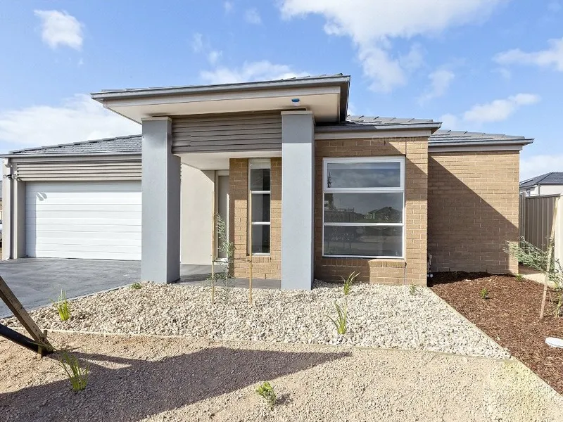 Stunning “Newgate Estate” Location!