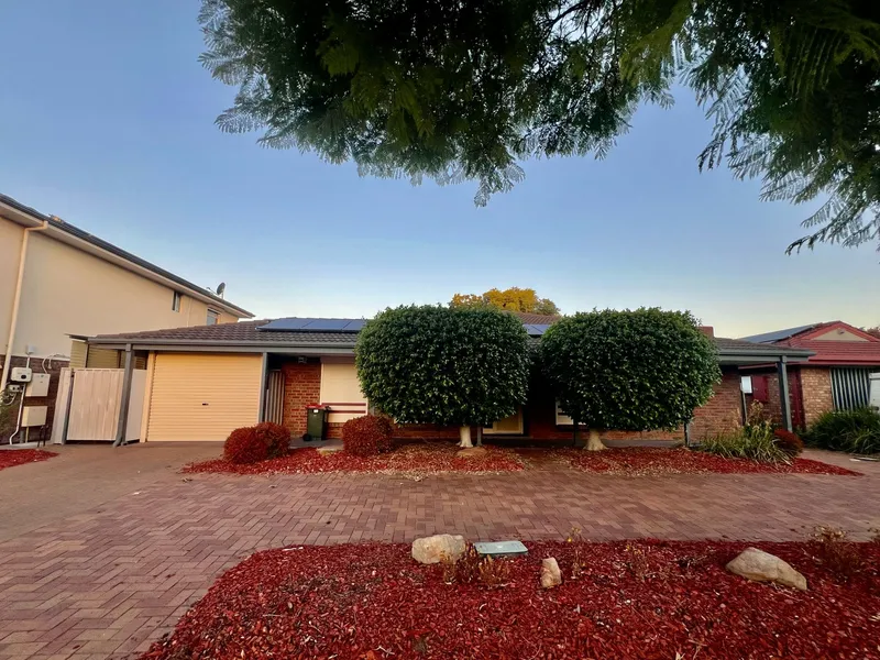 Four Bedrooms Plus Rampus Room + Solar System