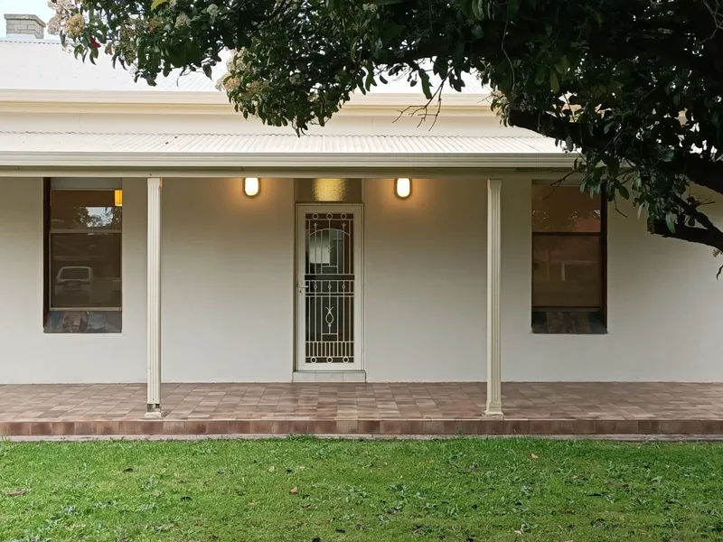 3Br Eastern Suburbs House St Morris