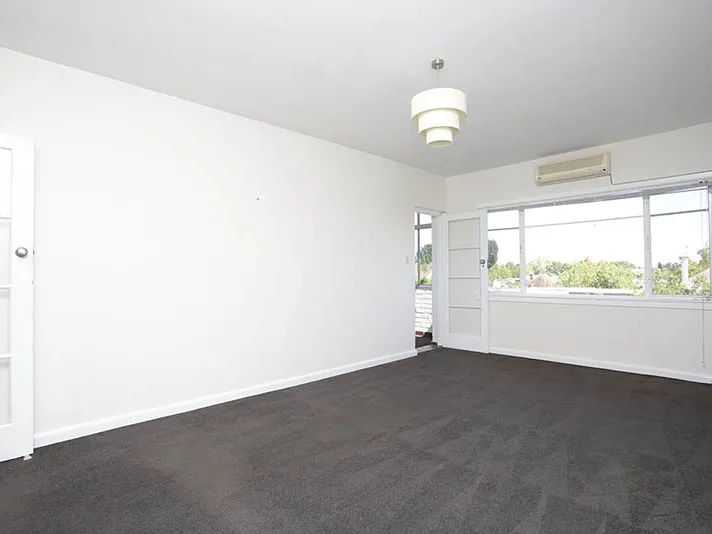 Spacious Two Bedroom Apartment